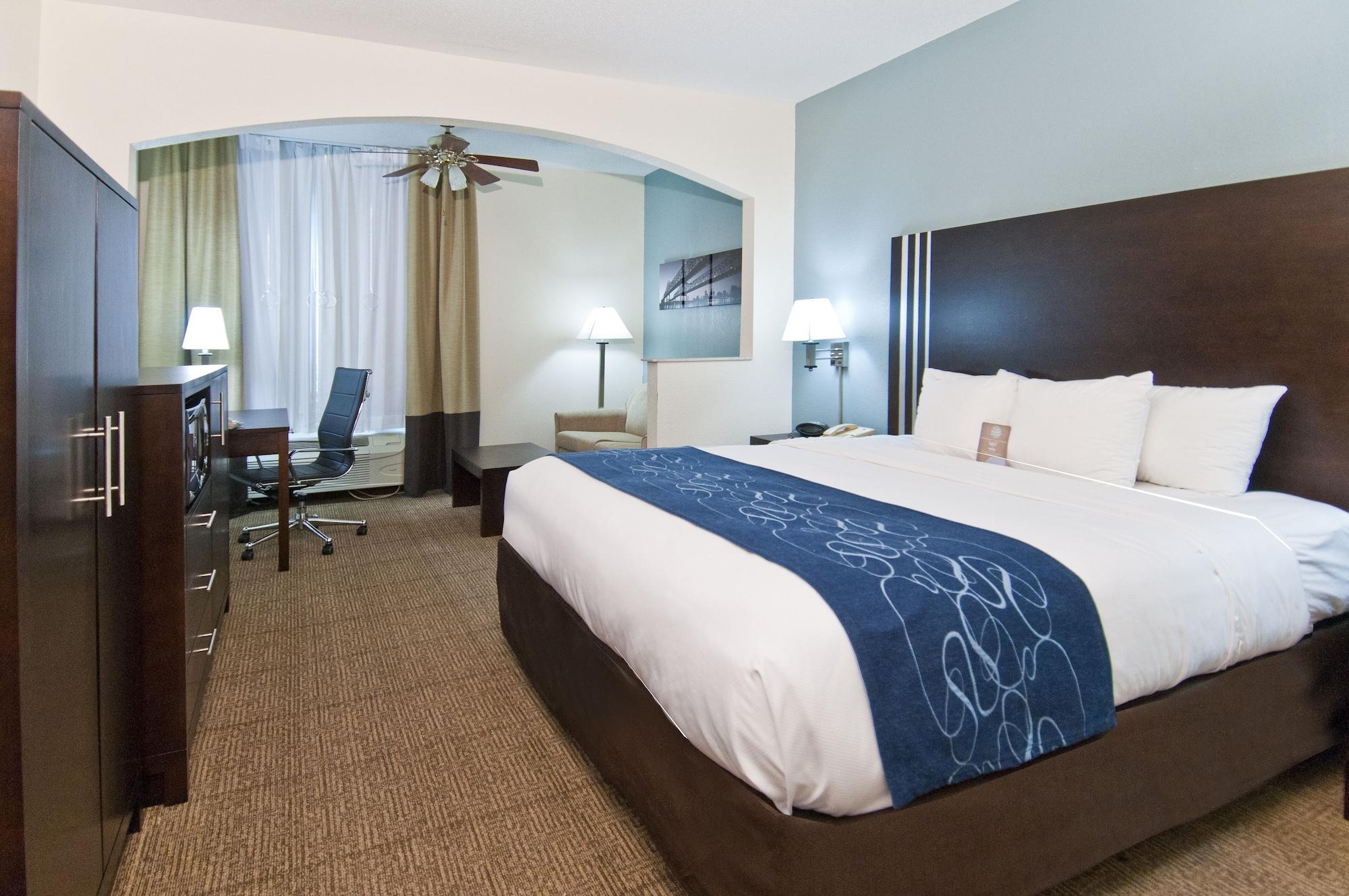 Comfort Suites New Orleans East Екстериор снимка