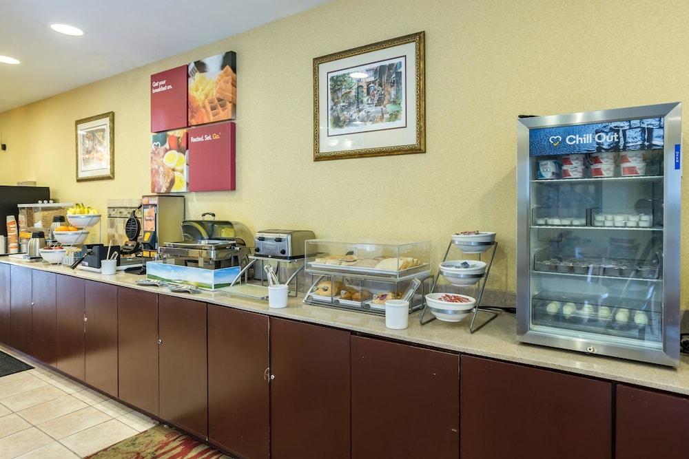 Comfort Suites New Orleans East Екстериор снимка