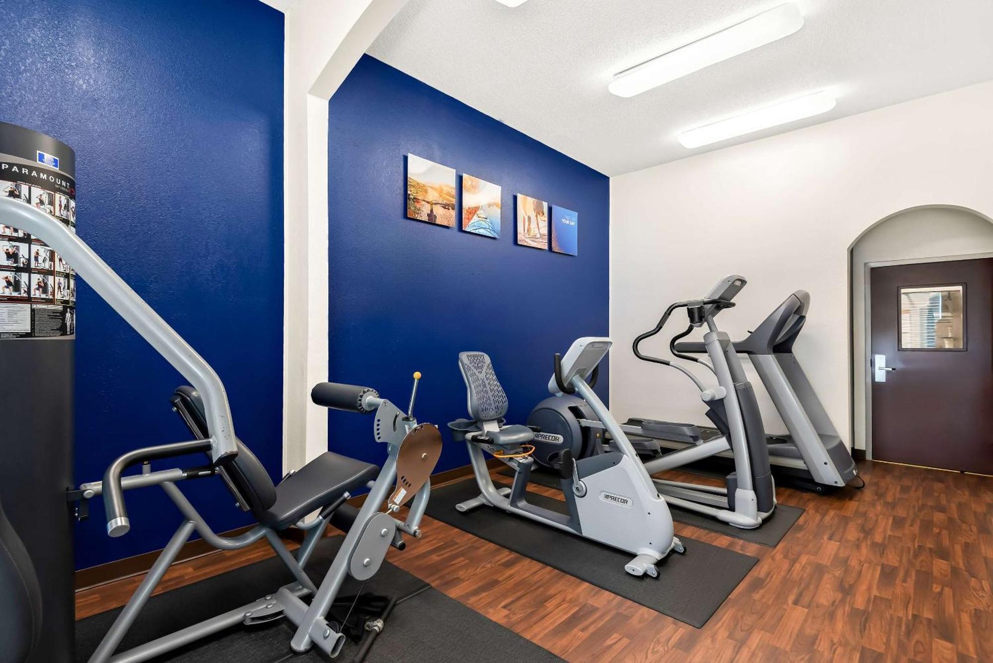 Comfort Suites New Orleans East Екстериор снимка